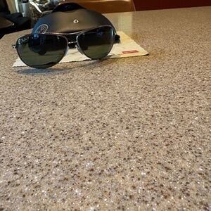 Ray ban. Sumglasses